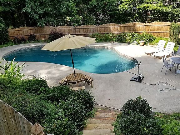 3rd image of 4397 Saint Michaels Dr
