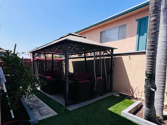 3rd image of 9287 Sierra Vista Cir
