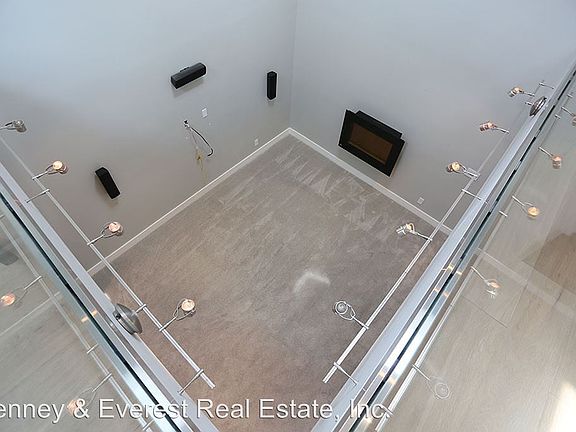 4th image of 2419-2149 Franklin St