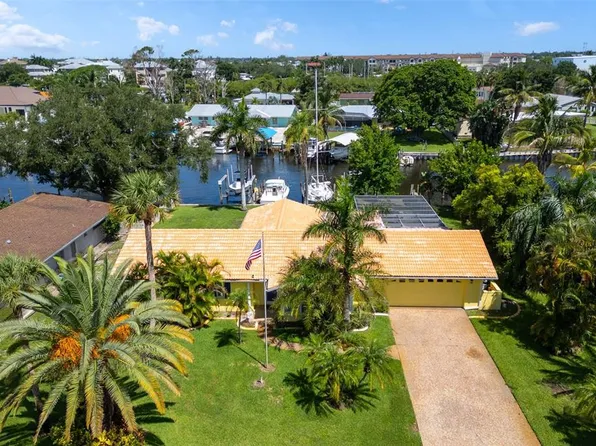 133 HOLLY AVENUE, SARASOTA, FL 34243