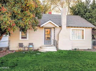 4210 Terrace Heights Dr, Yakima, WA 98901