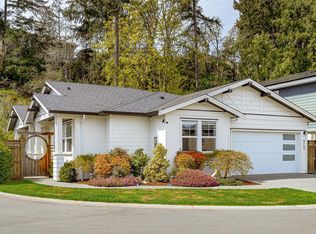 912 Randall Pl, Langford, BC V9B 5W1