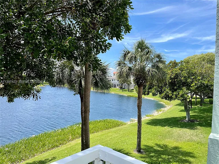 905 Mainsail Cir #905 — Photo 19