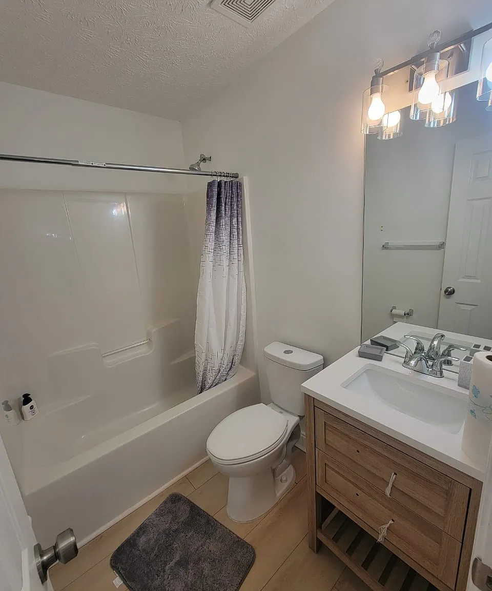 Queen Elizabeth Dr, Locust Grove — Photo 4