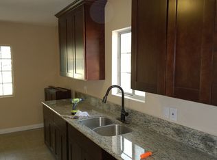 15387 Pine Ave, Fontana, CA 92335