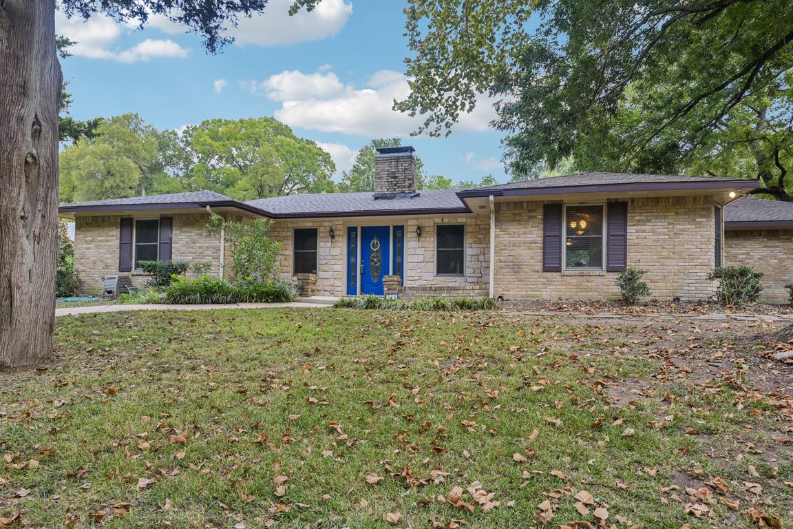 S Houston School Rd-S2808-001.jpg