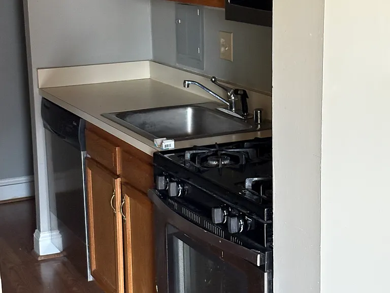5909 Tamar Dr #7 — Photo 8