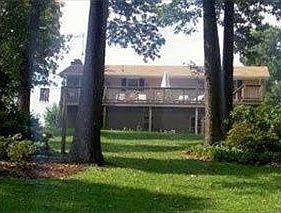 2nd image of 126 Gross Point Dr