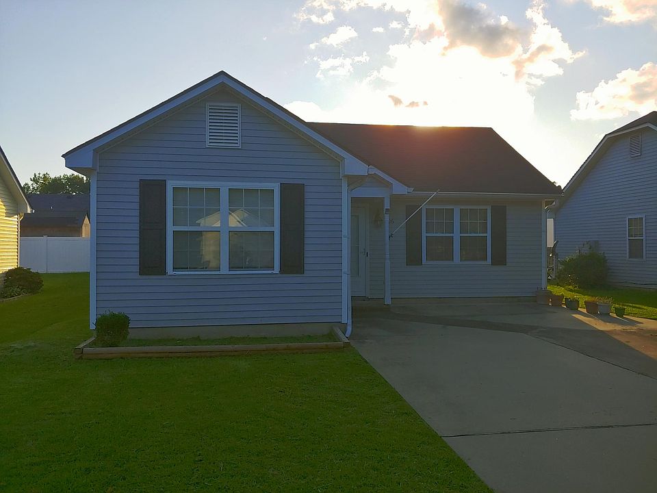1st image of 106 Willow Way