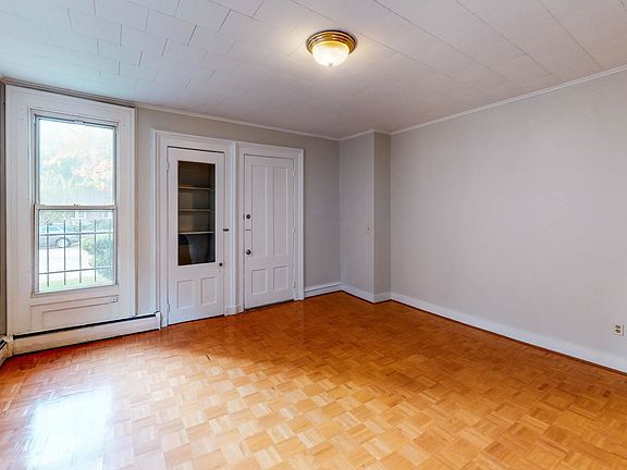2nd image of 539 Orange St #2