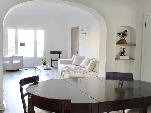 4th image of 427 N Curson Ave #427