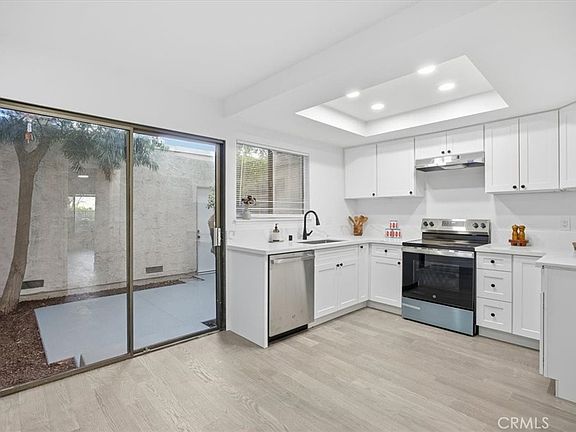 5th image of 28192 Ridgecove Ct S