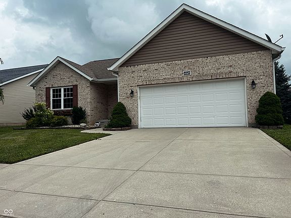2nd image of 1646 N Nieman Dr