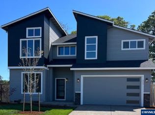 260 NW Newcastle St, Dallas, OR 97338