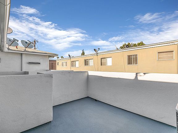 4th image of 10107 England Ave APT 4