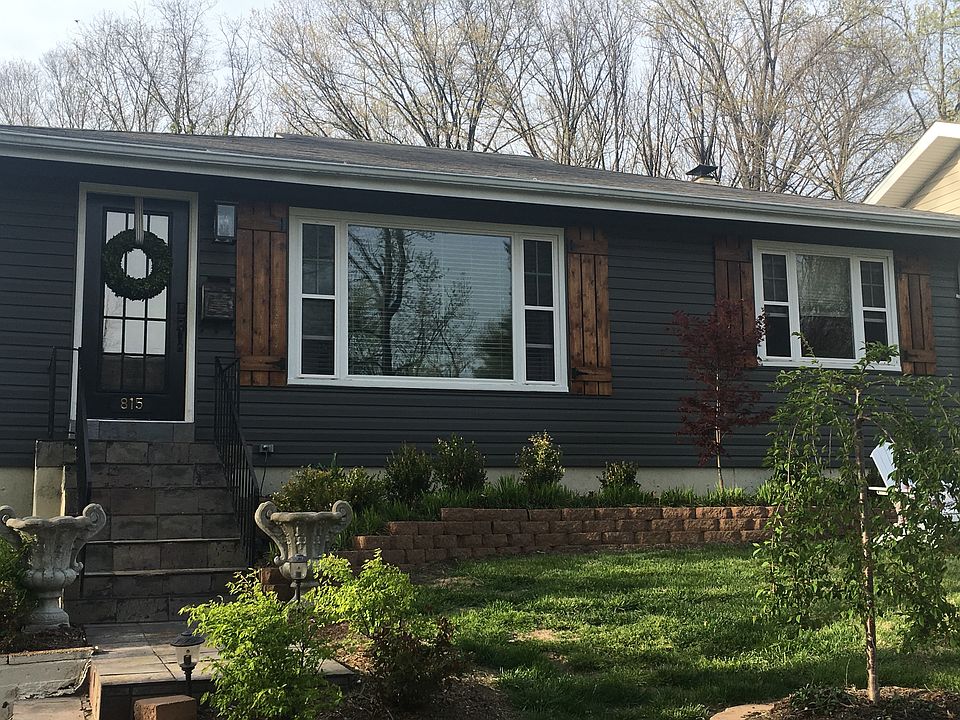 1st image of 815 Queen Anne Pl