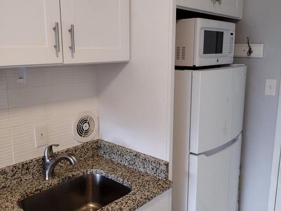 3rd image of 5500 Friendship Blvd APT 1205N