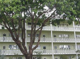 424 Southampton #B, West Palm Beach, FL 33417