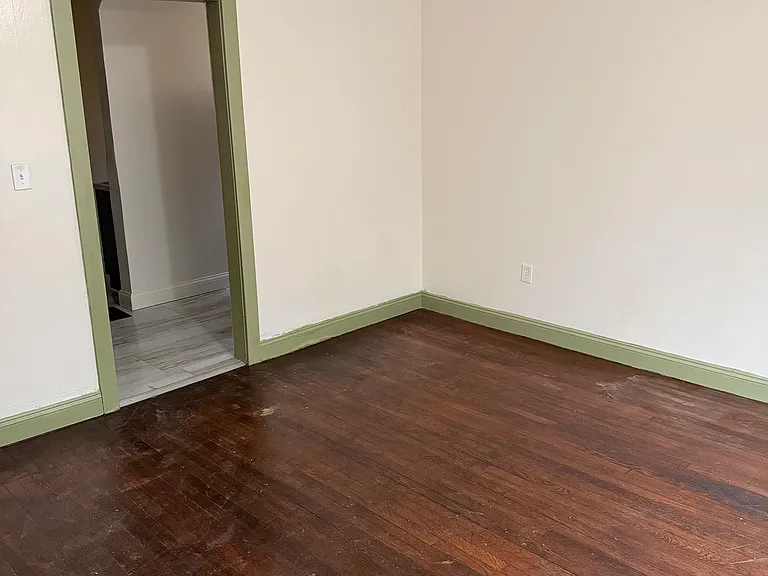 732 Rockford Ave #1 — Photo 6