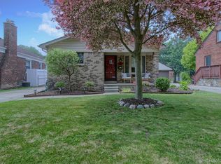 8622 Carter Ave, Allen Park, MI 48101