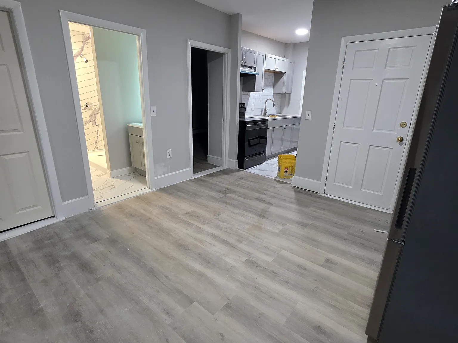 2 bed, 1100 sqft, $1,890 — Photo 4