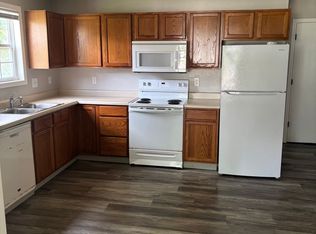 2650 E Oakbrook Dr #B, Columbia, MO 65202