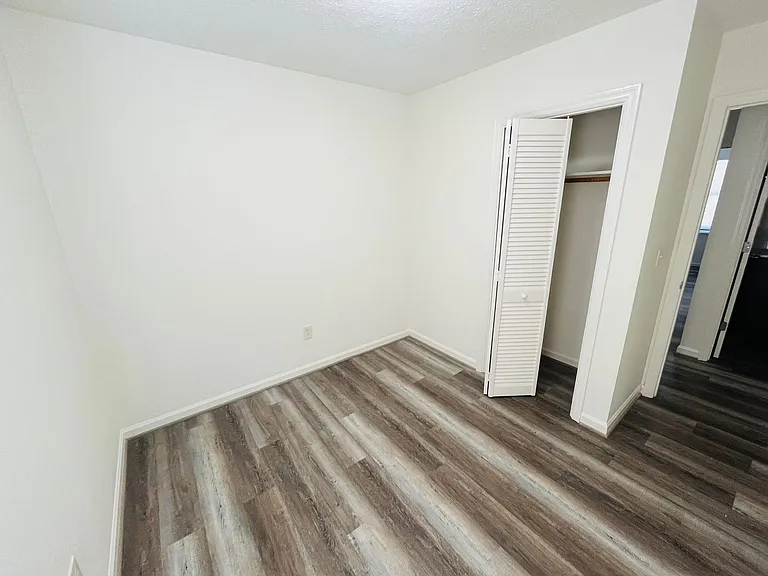 208 Marlington St — Photo 5
