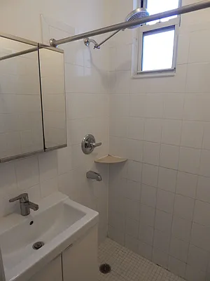 Rented by Realty Collective | media 38