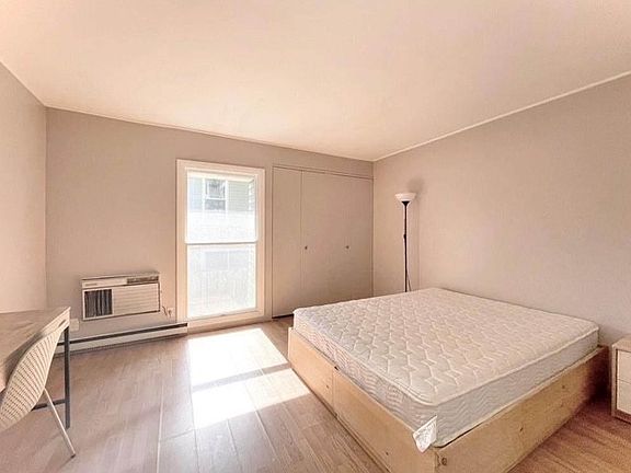 5th image of 17 James St #73