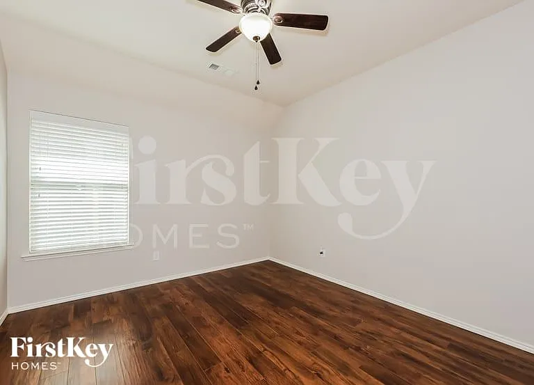 8028 Plateau Dr — Photo 12