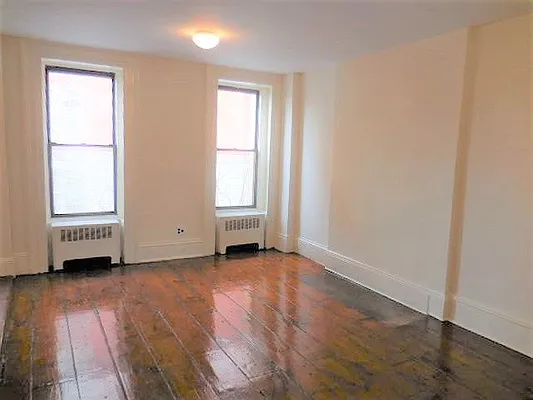 Rented by Brooklyn Heights Real Estate Inc | media 19