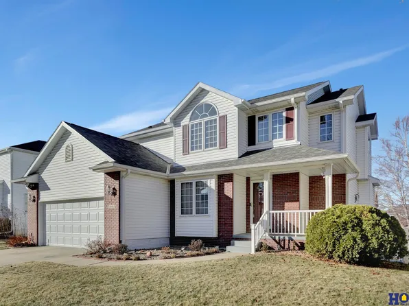 7661 S 38th St, Lincoln, NE 68516