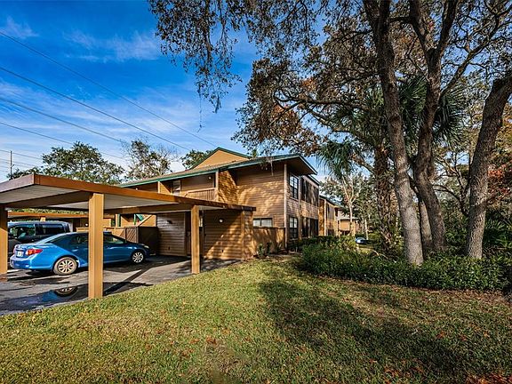 3rd image of 802 Lennox Rd W #802