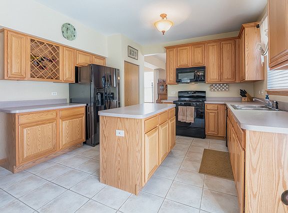 4th image of 11734 S Olympic Dr