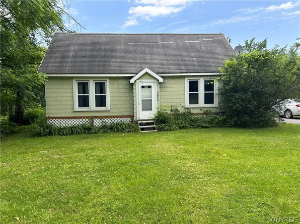12970 Rundel Rd, Alden, NY 14004