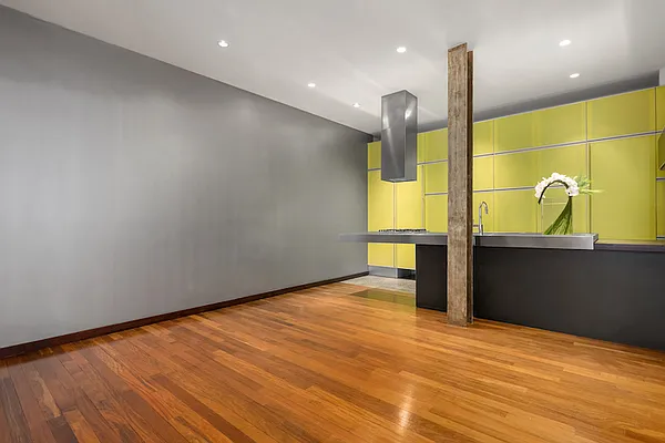 Rented by Compass | media 12