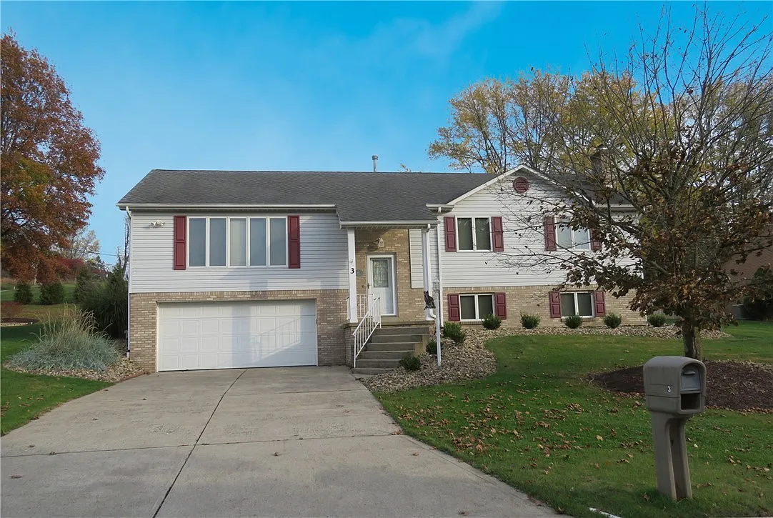 3 Deerfield Dr photo 1