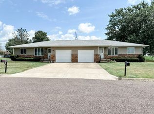 603 Dixie Dr, Metamora, IL 61548