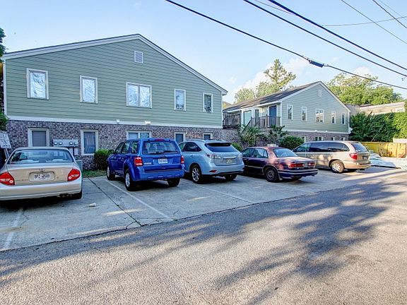 3rd image of 417 E Gaston St #A
