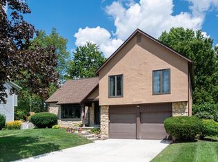 54 Yorkshire Rd, Delaware, OH 43015