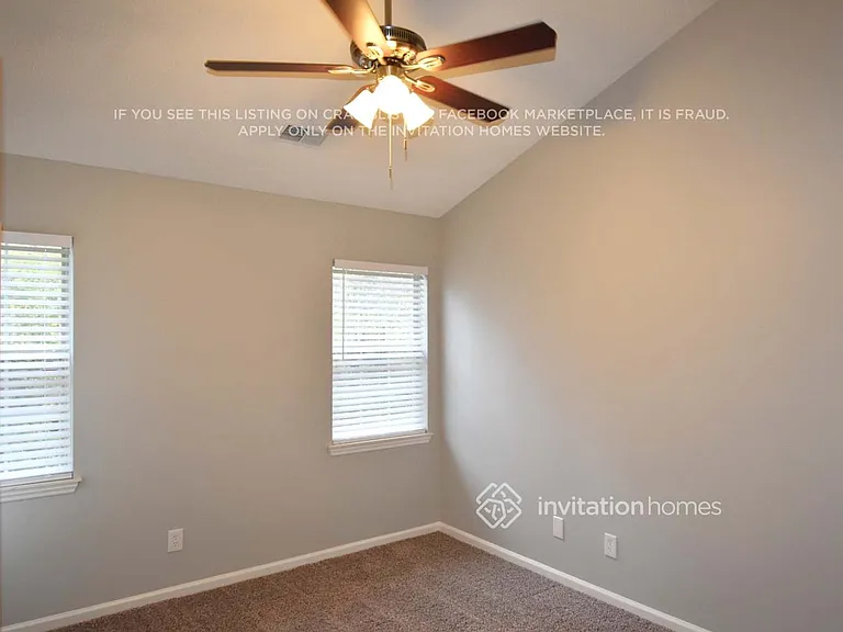 11604 Calgary Dr — Photo 7