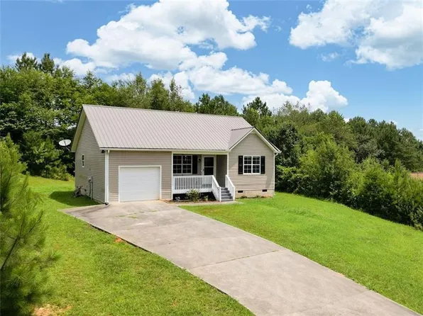 150 Prater Dr SE, Calhoun, GA 30701