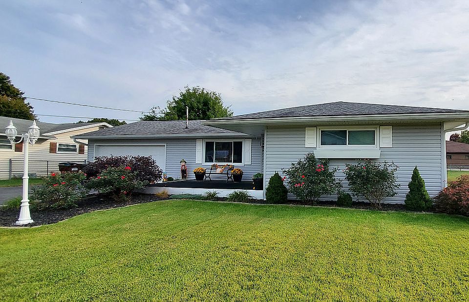 1st image of 2717 Underwood Dr