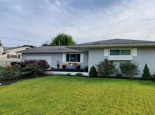 2717 Underwood Dr, Belpre, OH 45714