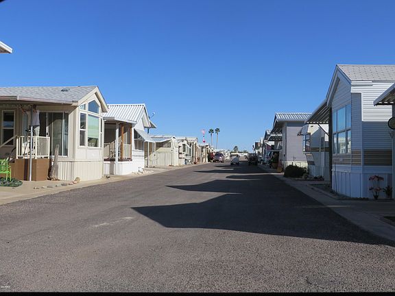 3rd image of 205 E Gila Dr