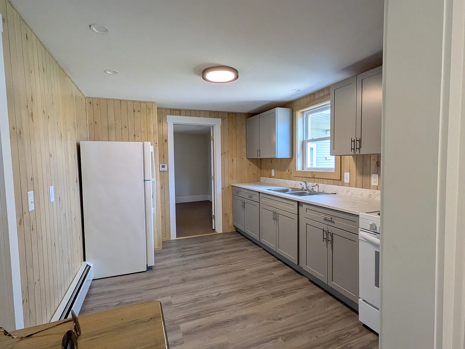1 bed, 700 sqft, $1,700 — Photo 2