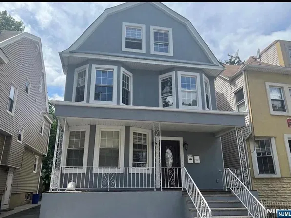 37 16th Street, East Orange, NJ 07017