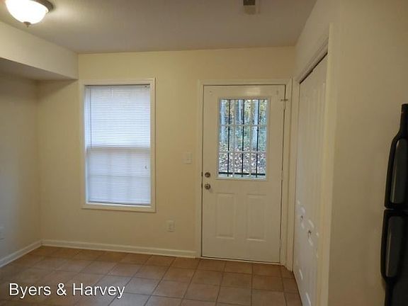 4th image of 855 Tracy Ln APT 2F