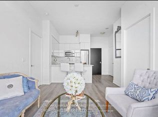 9471 Yonge St #718, Richmond Hill, ON L4C 0Z5
