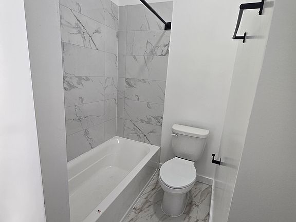 3rd image of 354 S 10th St #1L